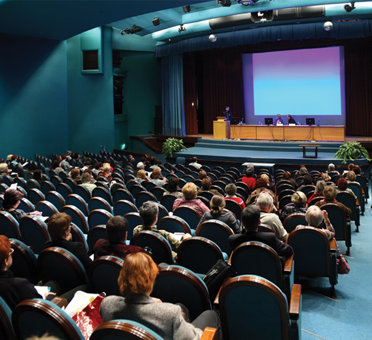 Conferences vs. Retreats: Which Format Produces Better Results